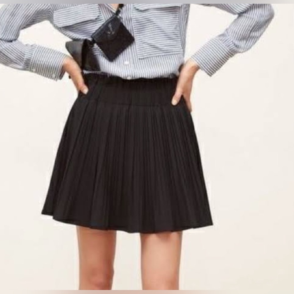 ZARA Black Pleated Mini Skirt Paperbag Elastic waistband w/shorts underneath S - Picture 10 of 11